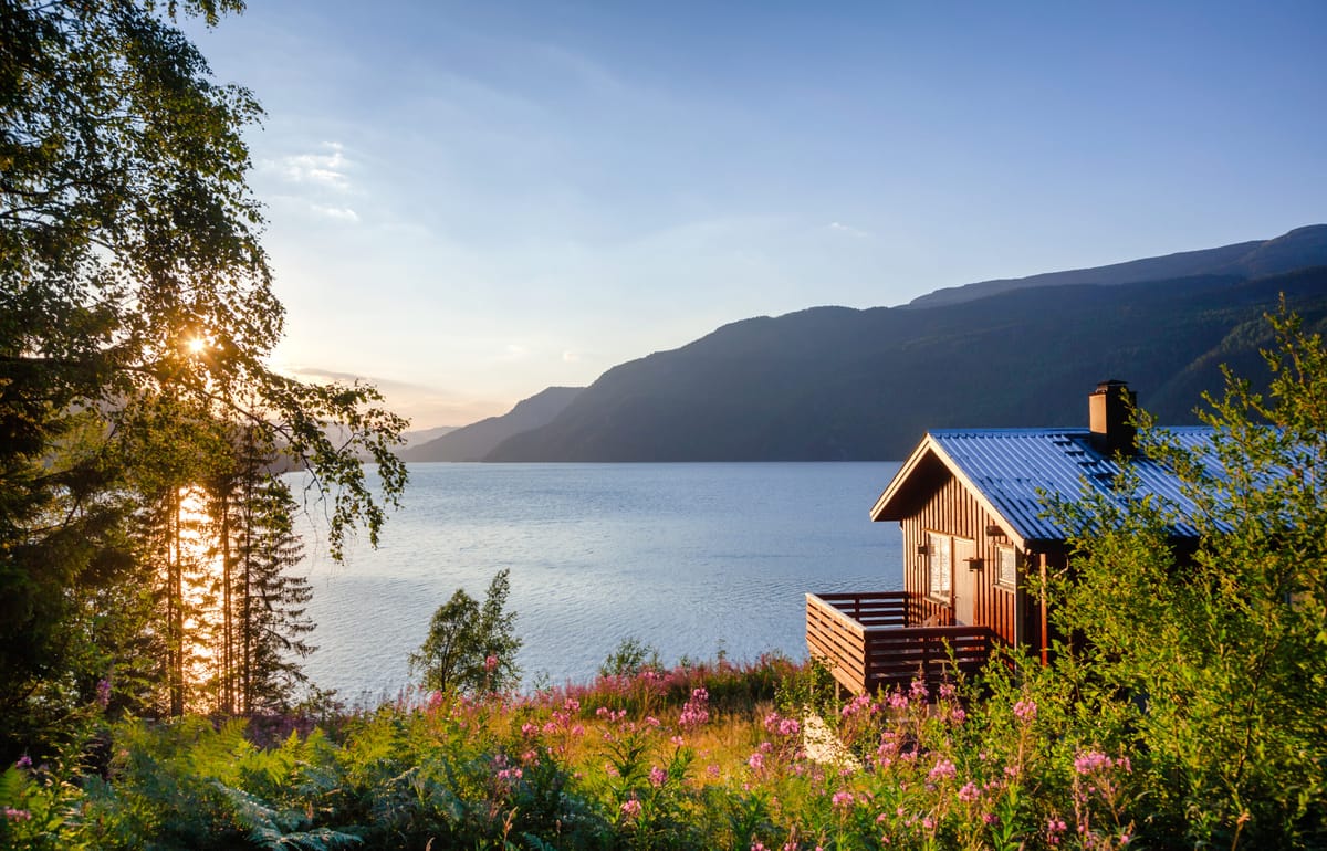 The Best Place to Buy a Lake House